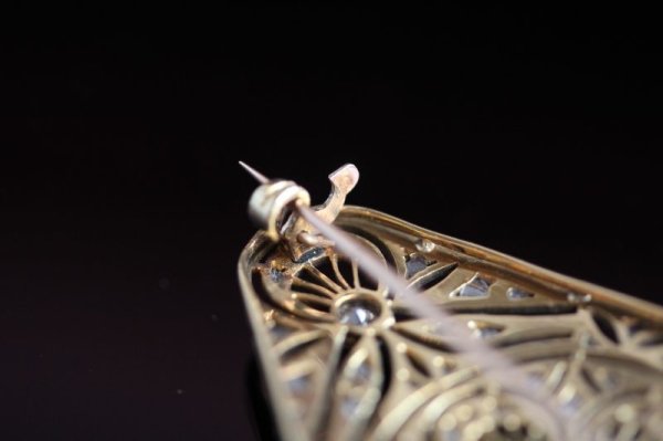 画像11: ダイヤモンド ピアッシングブローチ (11)