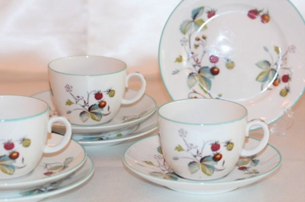 画像12: ロイヤルウースター ストロベリーフェア トリオ (12)