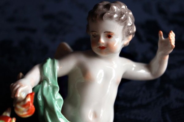 画像11: マイセン 天使人形(「箴言の天使」シリーズより) (11)